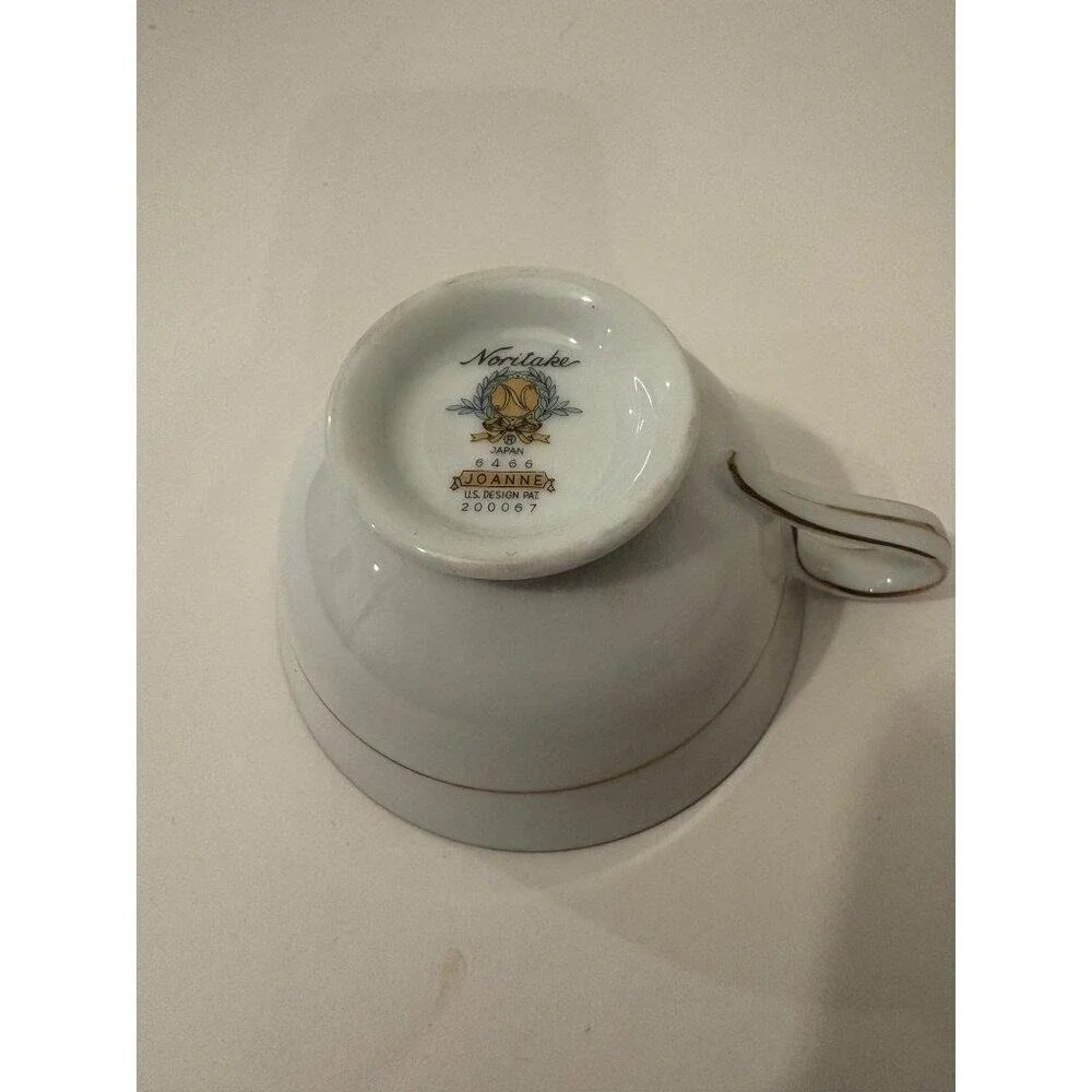 Noritake Joanne 2486 Vintage Porcelain Teacup With Gold Trim Approx 3.75 x 2.25